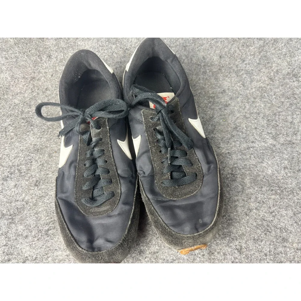 Nike Daybreak Sneakers Womens 8.5 Black White Waffle Sole CK2351-001